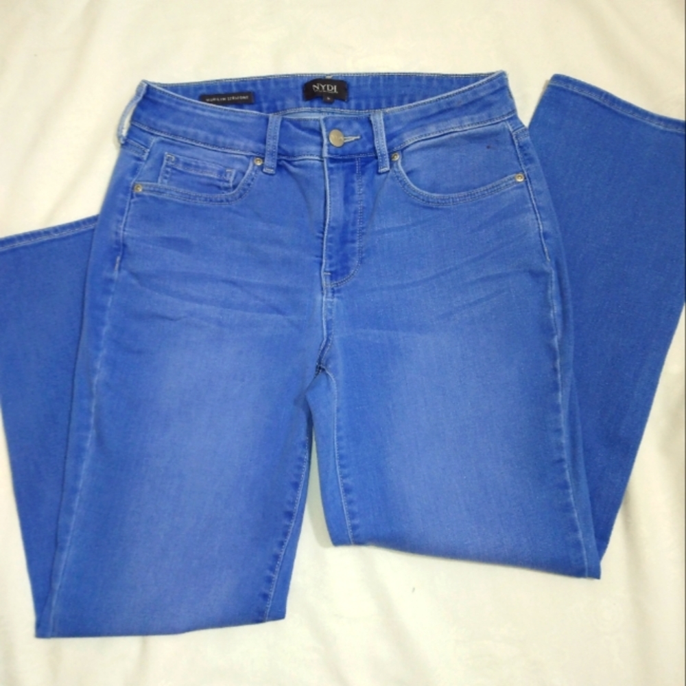 NYDJ MARILYN STRAIGHT with Lift x Tuck Jeans
